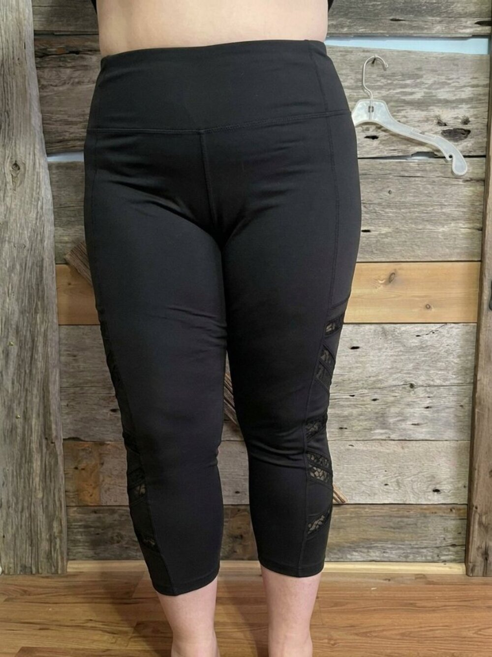 MAURICES Plus Size 1(1X) Black Compression Activewear Leggings